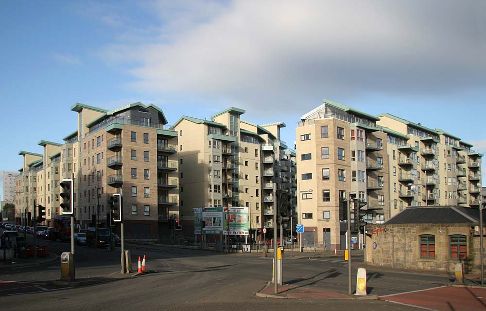 Britannia Quay, new appartments near the Ocean Terminal entrance to Leith Docks