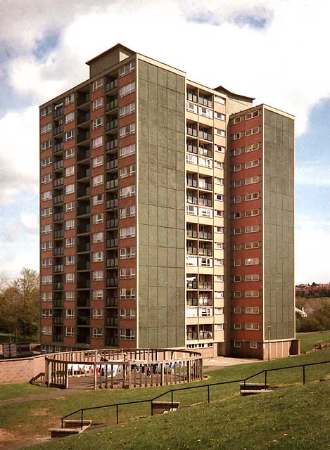 Caerketton Court, Oxgangs, Edinburgh  -  Photograph taken 1987