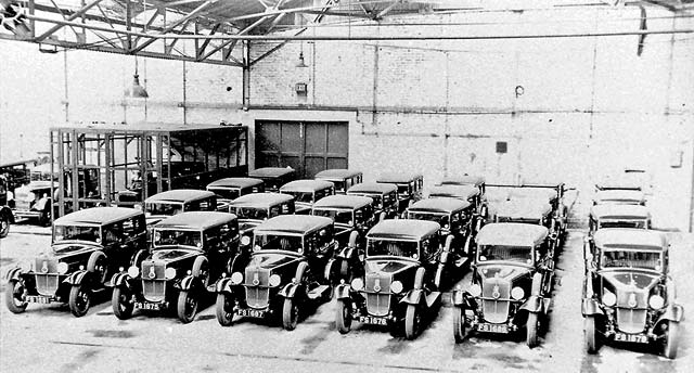 Edinburgh City Car Fleet - Cars (Reg Nos FS ....) at Central Garage, Annandale Street in 1920s