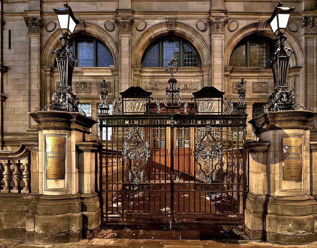 Entrance to Central Library, Goeore IV Bridge