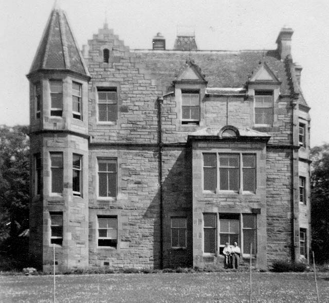 Clermount  -  Rear of the house + Uncle + Grandfather