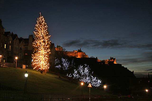 Edinburgh, Christmas 2005  -  Looking towards the Christmas Tree on the Mound, with Ramsay Garden and Edinburgh Castle in the background.