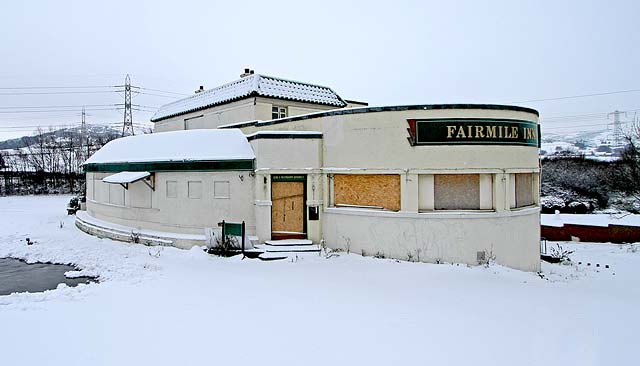 The Fairmile Inn (now closed)  -  Biggar Road, near the City of Edinburgh By-pass, Fairmilehead