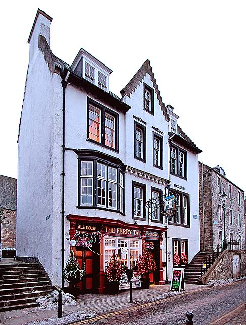 South Queensferry  -  The Ferry Tap, High Street, South Queensferry  -  December 2010