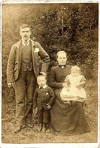 Cabinet Print by James Lamb  -  Out-door portrait of a family