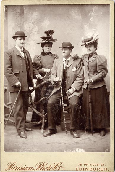 Cabinet Print by Parisian Photo Company  -  2 men + 2 ladies