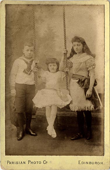 Cabinet Print by Parisian Photo Company  -  3 children