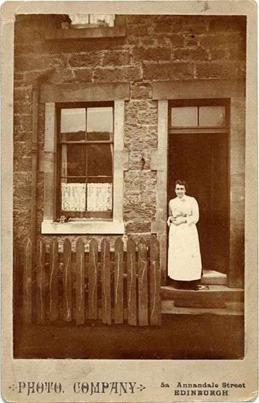 Cabinet Print - Photo Company, 5a Annandale Street. Date, place and photographer not known.