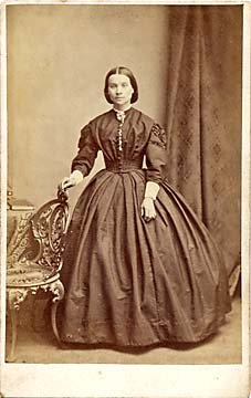 A carte de visite by James Henderson whose photographic studio was at 68 Princes Street from 1856 until 1867