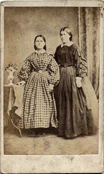 Carte de Visite from the 1860s (front)  -  Photographer: Gerorge Inglis  -  Two ladies