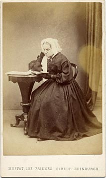 John Moffat  -  Carte de visite  -  1861-73  -  Old Lady