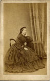 John Moffat  -  Carte de visite  -  1861-73  -  Lady sitting