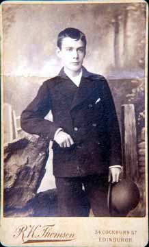 The front of a carte de visite by Robert Kemp Thomson