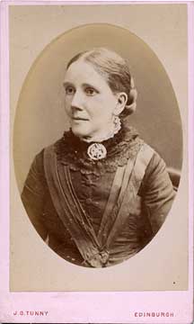 A carte de visiet by James Good Tunny  -  1875-1886  -   Lady with broche