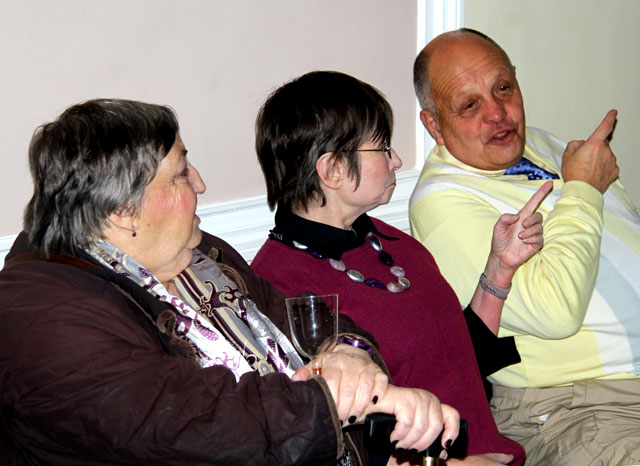 EPS Members gather on 15 December 2012 to celebrate the recent invitation to Sandy Cleland, a former President of Edinburgh Photographic Society to join the London Salon.