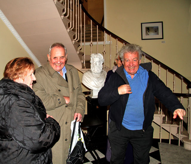 EPS Members gather on 15 December 2012 to celebrate the recent invitation to Sandy Cleland, a former President of Edinburgh Photographic Society to join the London Salon.