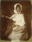 Hill & Adamson calotype of Newhaven Fishwife