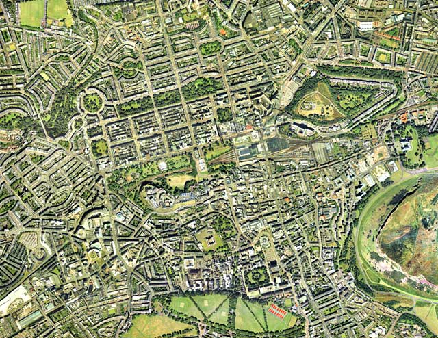 Edinburgh aerial view, 2001  -  Central Edinburgh Section