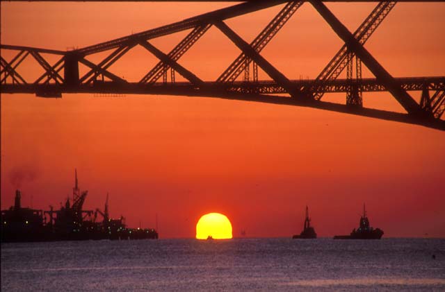 The Forth Rail Bridge  -  Sunrise 4