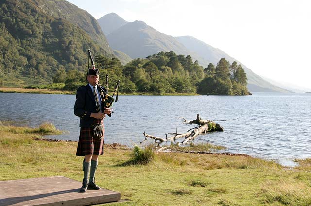 Scottish Highland Games  -  Glenfinnan  -  20 August 2005  -  The Piper