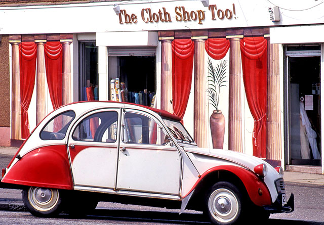 2cv and shop at 122 Granton Road, Boswall, Edinburgh