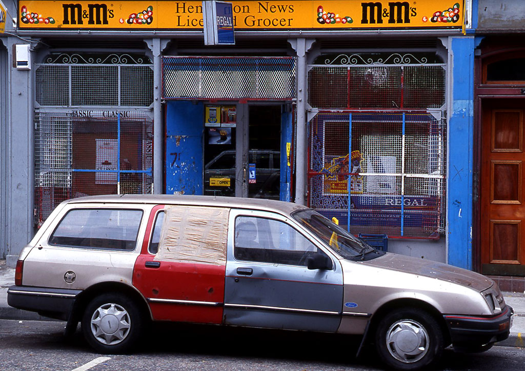 Shopand Car at 75 Henderson Street, Leith