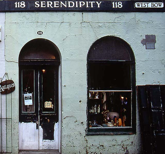 Shops at 118 West Bow, Edinburgh