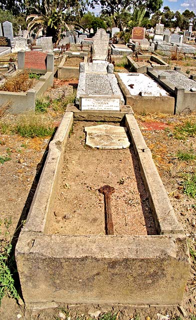 The grave of John Center, Edinburgh photographer and bagpipe maker - buried in Melbourne, Victoria, Australia