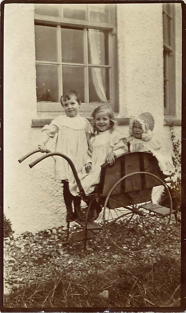 3 Horsburgh children, probably photographed at Auchterarder House, Perthshire, Scotland