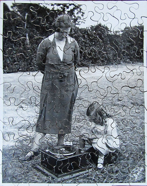 A Jerome jigsaw of a photo of Yvonne Wills' Nan and Mum, taken at a friend's house at Grove Ferry, Kent