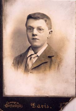 George Hamilton Laing  -  Professional photographer