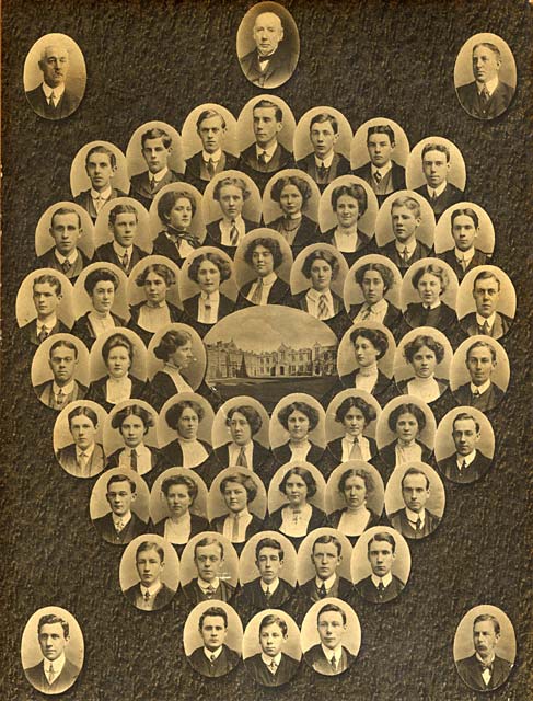 Photograph of First Year Students at St Andrews University, 1910-1911  -  by Thomas Rodger