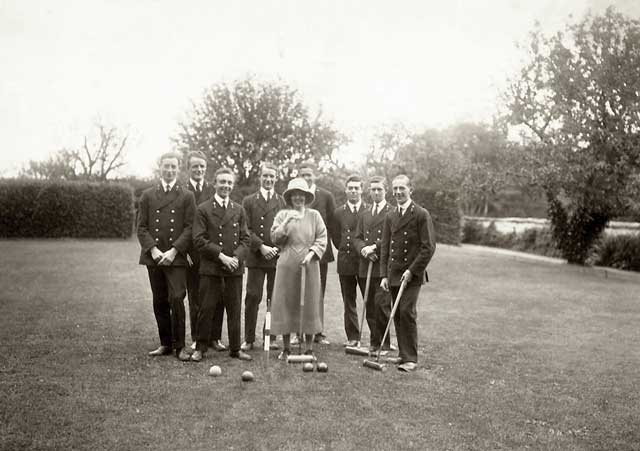 Photograph from the family of Horatio Ross  -  Group Portrait in the Scottish Highlands