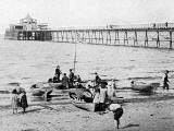 W R & S Ltd photograph from the early-1900s  -  Portobello Pier -  zoom-in