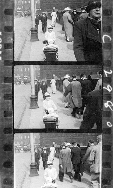 'Walking Picture' on North Bridge taken by Spotlight Photos Ltd