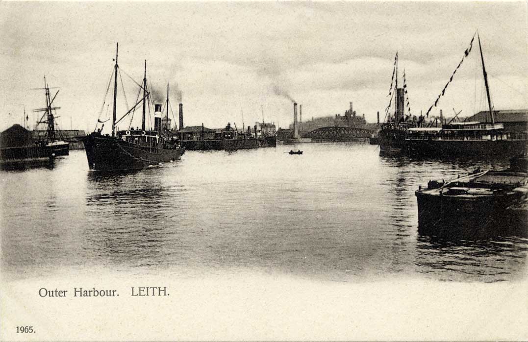 Enlargement of a Post Card  by Hartmann  - Leith Outer Harbour