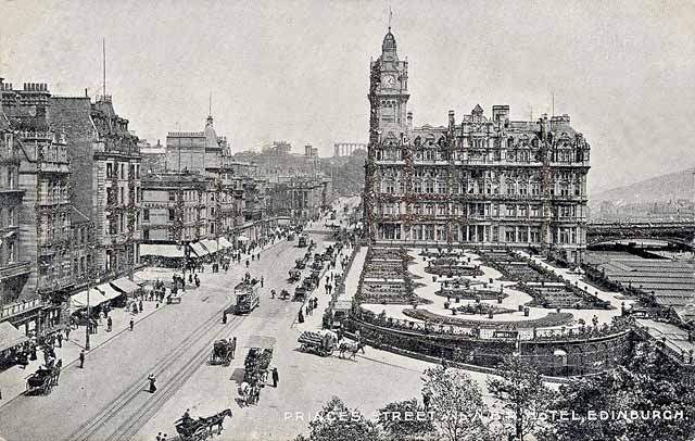 'National Series' post card  -  Princes Street and the North British Railway Hotel