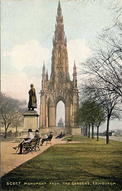 'National Series' postcard  -  The Scott  Monument and East Princes Street Gardens