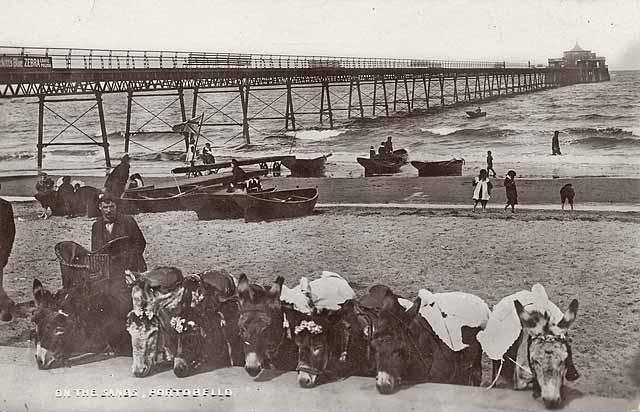 Philco Postcard  -  'On the Sands, Portobello'