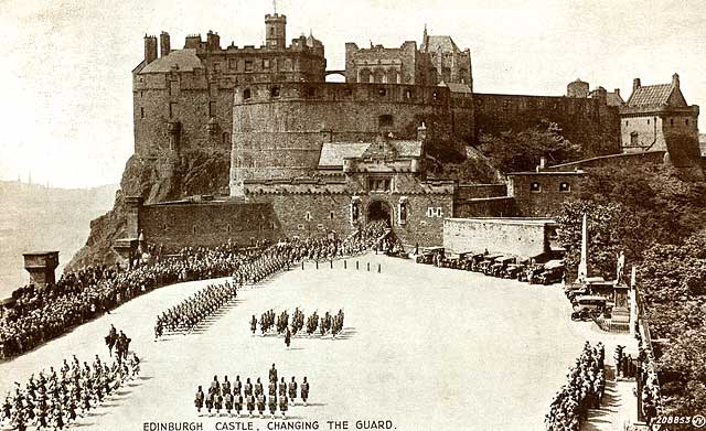 Edinburgh Castle - Changing the Guard