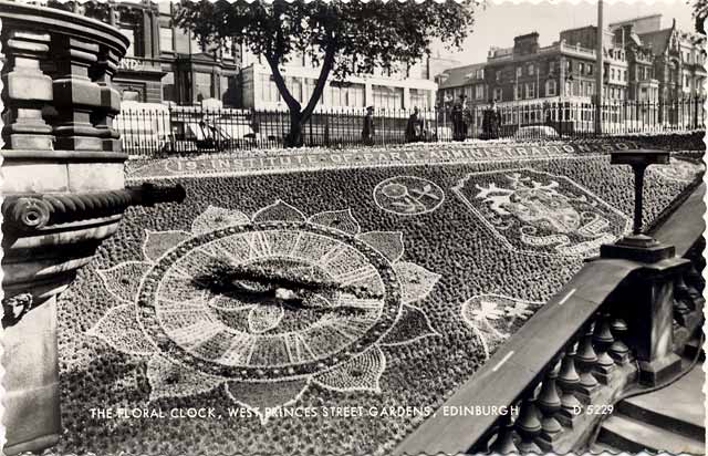 Postcard by Valentine  -  Floral Clock in Princes Street Gardens  -  1960