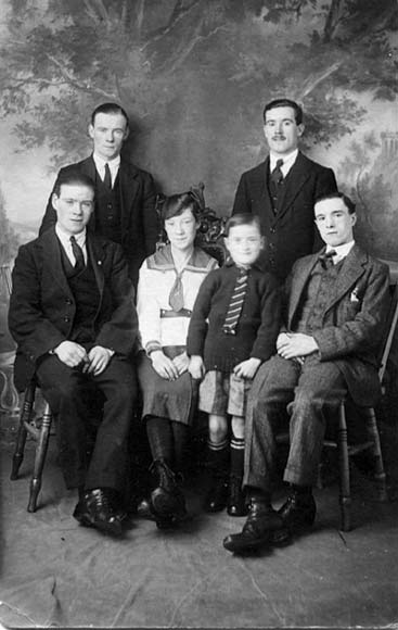 Post card of the Wilsonn's family - c.1919  -  by JE Dougharty