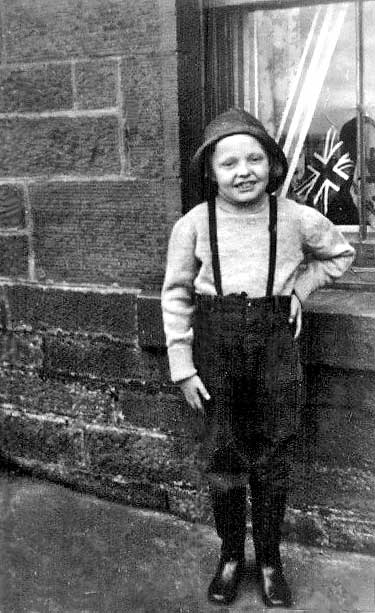 Graham Lonie as a child, dressed as a Newhaven fisherman for the Newhaven Pageant in 1953