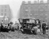 Coal Lorry accident at the foot of Arthur Street