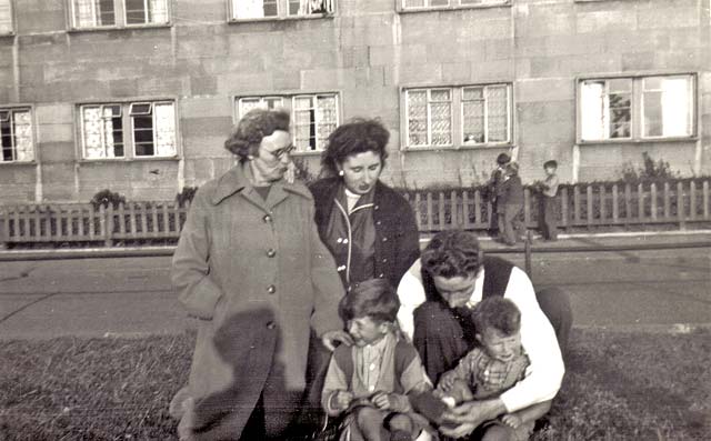 Photograph of a group on Bingham Back Green