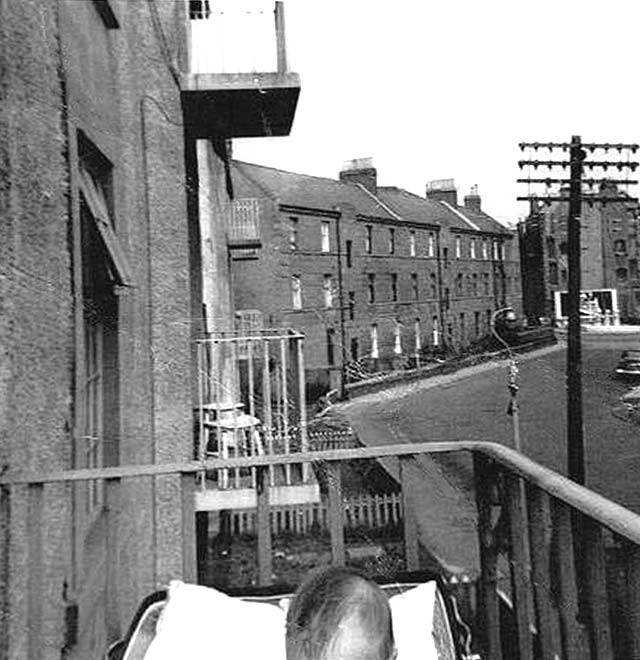 Bonnington Avenue, looking towards Graham Street  -  1954