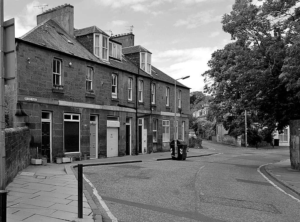 Bridge Place at the western end of Glenogle Road.  Glenogle Road leads from Stockbridgge to Canonmills   -  Photo taken 2011