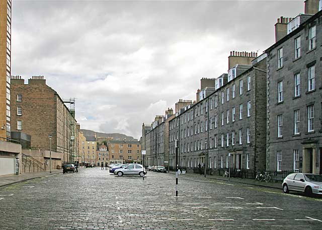View to the west along Buccleuch Place towards Buccleuch Street  -  August 2007