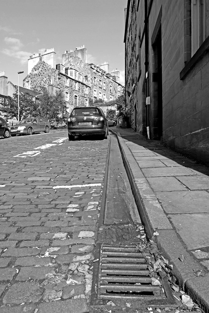 Houses at 20 to 26 Calton Hill, the steep street that links Leith Walk to Regent Road