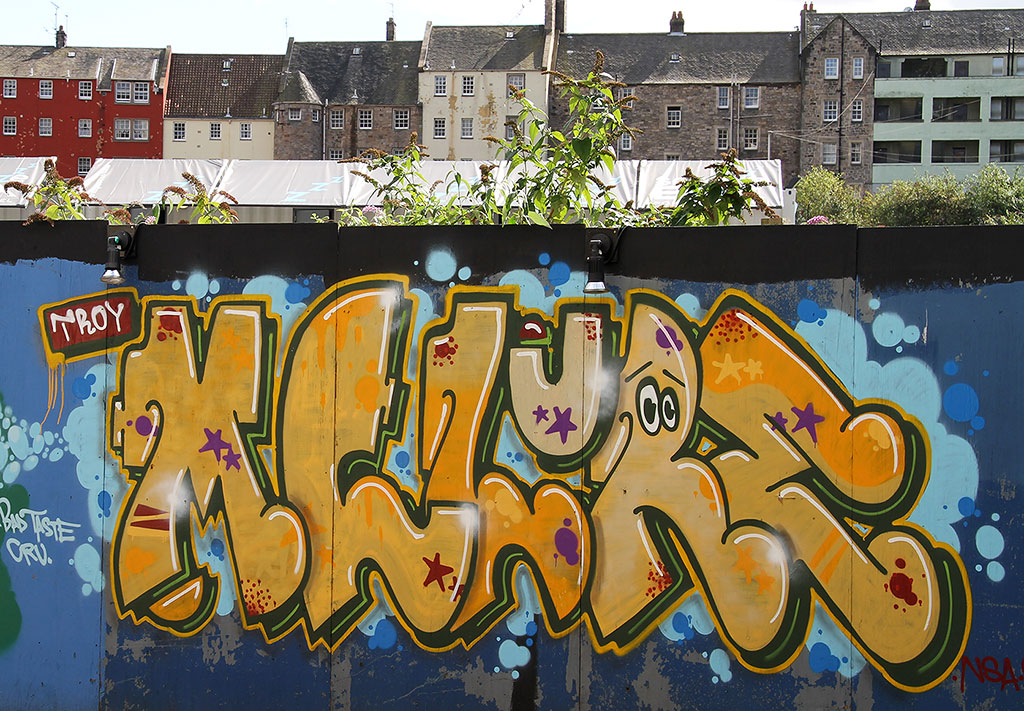 Street Art and Graffiti, Calton Road, Edinburgh  -  August 2012